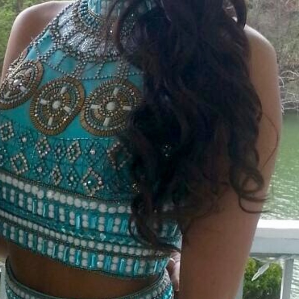 Sherri Hill Prom Dress - Picture 2 of 3